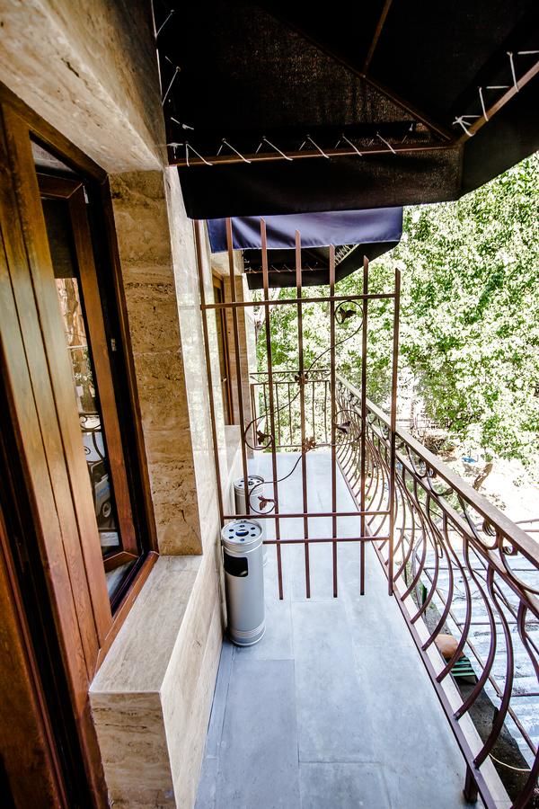 Отель Elysium Gallery Hotel Ереван